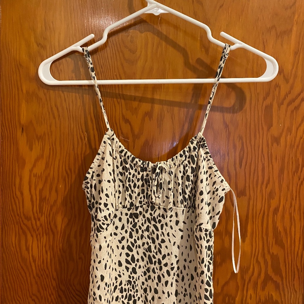 Sun Day Club tan and black dress size M